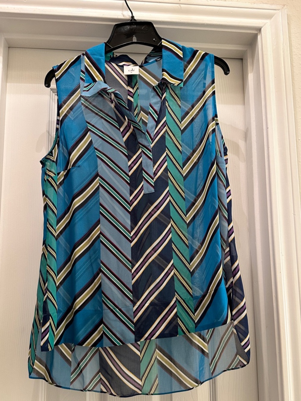CAbi Ascot Sleeveless Chevron Stripe Blouse | Size M